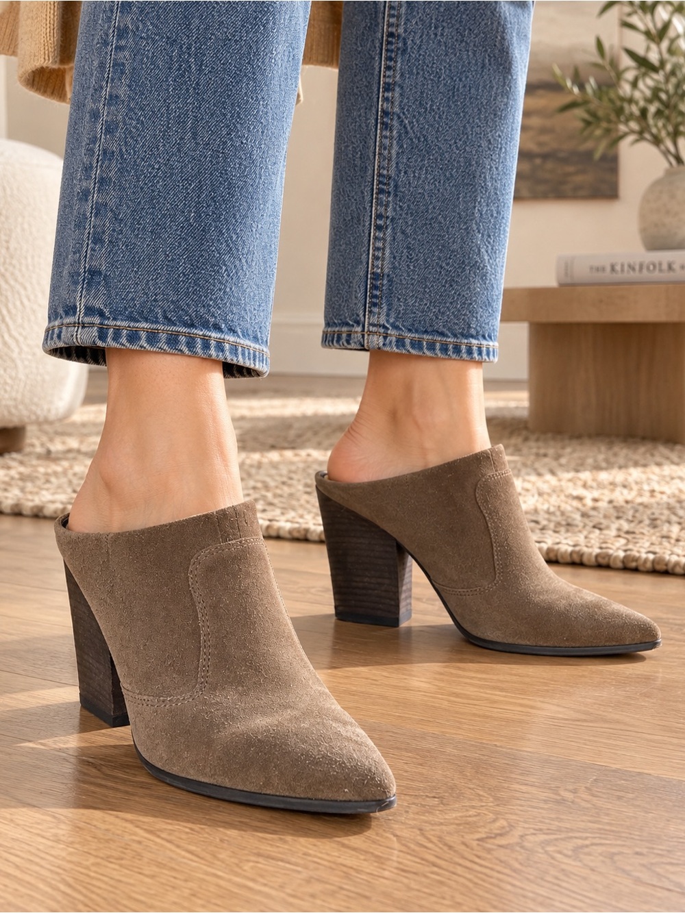 Donald J Pliner Brown Suede Pointed Toe Heeled Mules Shoes Size 8M
